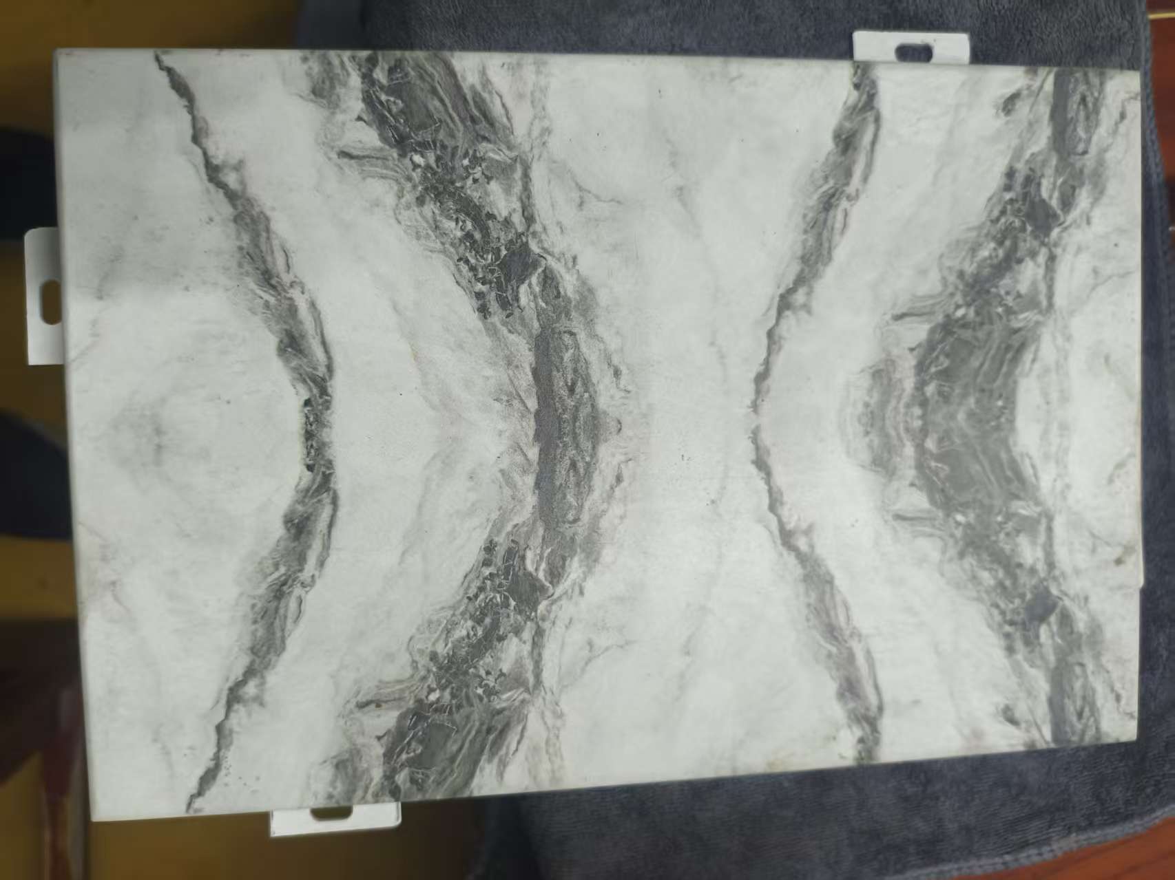 不锈钢,铝合金,亚克力,玻璃上做木纹彩涂3