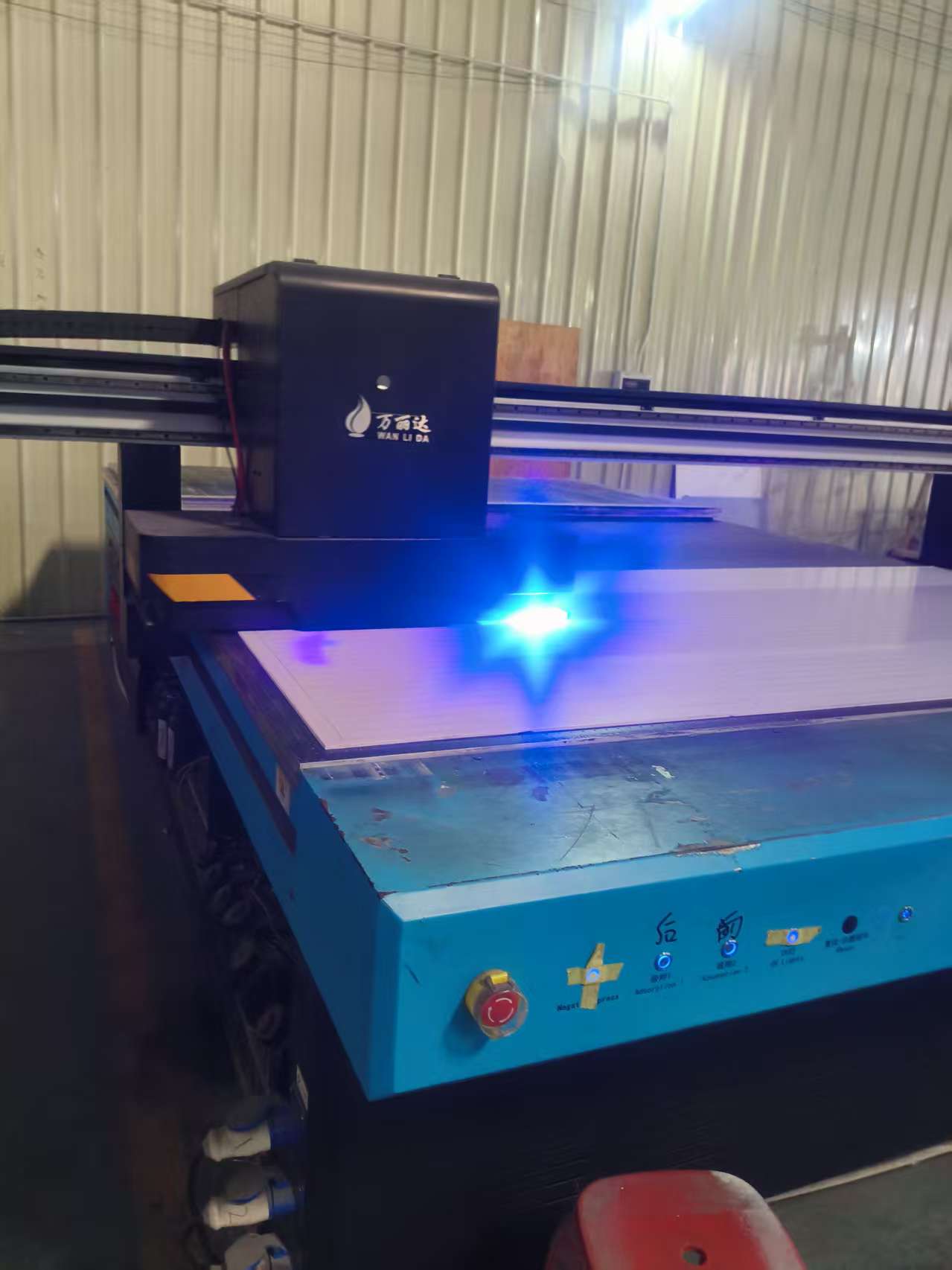 ����֣����Ͻ��ǿ�������������ľ�Ʋ�Ϳ�豸չʾ